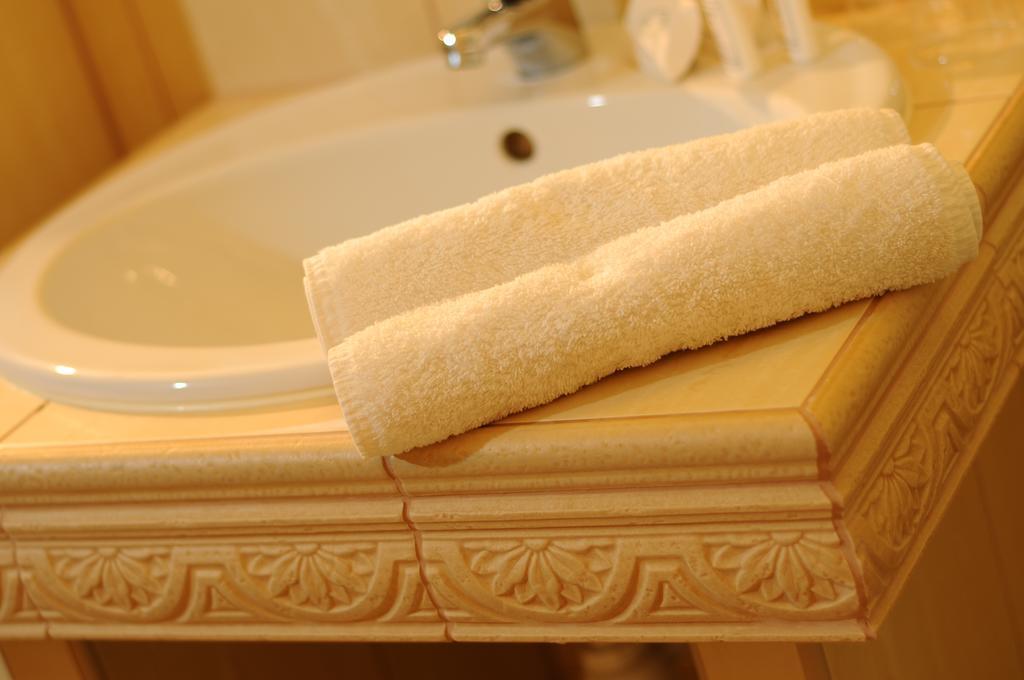 Folwark Stara Winiarnia Hotell Mszana Dolna Rum bild